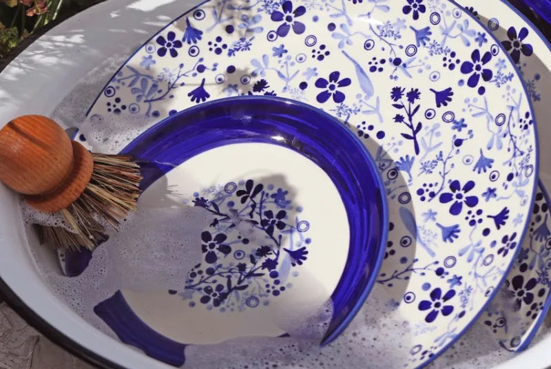 czyszczenie naczynia ceramicznego